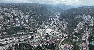 YENİ YILA GİRERKEN TRABZON: BEKLENTİLERİN ŞEHRİ