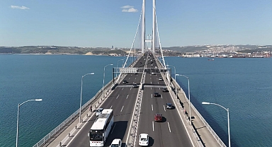 1 YILDA OTOYOL VE KÖPRÜLERDEN 1,1 MİLYAR ARAÇ GEÇTİ