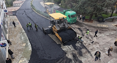 BÜYÜKŞEHİR CADDELERİ YENİLEMEYİ SÜRDÜRÜYOR