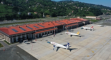 HAVA MUHALEFETİ TRABZON UÇUŞLARINI VURDU: ÇOK SAYIDA SEFER İPTAL