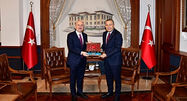 KARAİSMAİLOĞLU’NDAN VALİ ŞAHİN’E HAYIRLI OLSUN ZİYARETİ