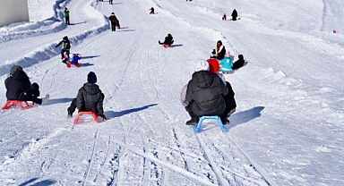 KORUMA ALTINDAKİ ÇOCUKLAR UNUTULMAZ BİR GÜN YAŞADI