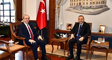 KTÜ REKTÖRÜ PROF. DR. ÇUVALCI’DAN VALİ ŞAHİN’E HAYIRLI OLSUN ZİYARETİ