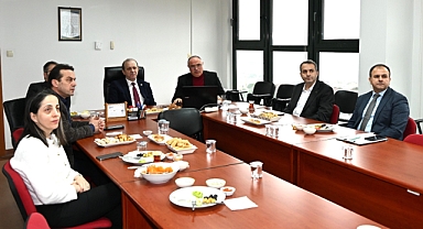 KTÜ SAĞLIK BİLİMLERİ ENSTİTÜSÜ 2025 YILI FAALİYETLERİNİ REKTÖRLÜĞE SUNDU