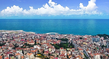 TRABZON'DA HAYAT PAHALILIĞI VATANDAŞIN BELİNİ BÜKÜYOR