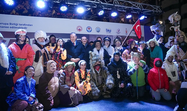 TRABZON’DA YÜZYILLIK KALANDAR GELENEĞİ RENKLİ GÖRÜNTÜLERLE KUTLANDI