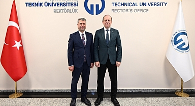 TÜHİS GENEL SEKRETERİ BAŞ’TAN KTÜ REKTÖRÜ ÇUVALCI’YA ZİYARET