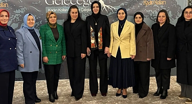 AK PARTİ KADIN KOLLARI “KÖKLERDEN GELECEĞE” ÇALIŞTAYINDA TRABZON’DA BULUŞTU