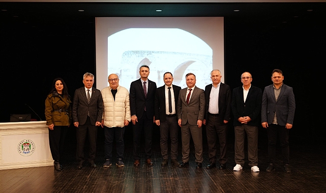 AKÇAABAT’IN KURTULUŞ HATIRALARI KONFERANSTA ANLATILDI