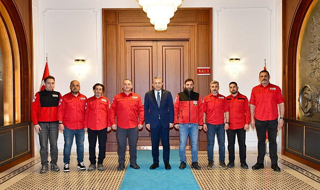 AKUT TRABZON EKİBİNDEN VALİ ŞAHİN'E ZİYARET