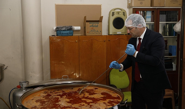 BAŞKAN EKİM, YAYLACIK’TAKİ İFTAR ÇADIRI VE YEMEKHANEYİ İNCELEDİ