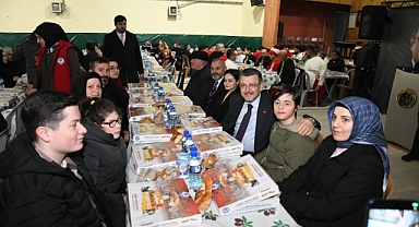 BAŞKAN GENÇ: “ARSİN’E VERDİĞİMİZ SÖZLERİ HARFİYEN YERİNE GETİRECEĞİZ”