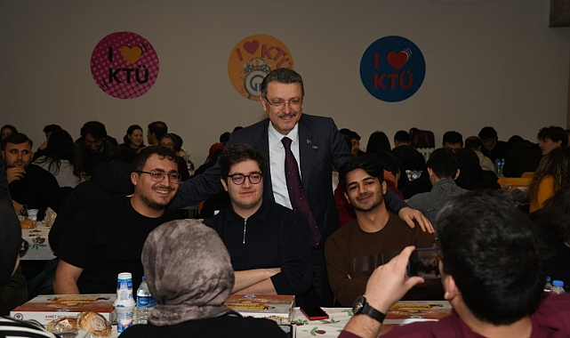 BAŞKAN GENÇ, KTÜ’LÜ ÖĞRENCİLERLE İFTAR SOFRASINDA BULUŞTU