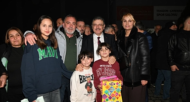 BAŞKAN GENÇ’TEN ÇARŞIBAŞI’NDA GÖNÜLLERE DOKUNAN BULUŞMA