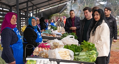 BAŞKAN KAYA, TRABZON’U AKOLUK KÖY ÜRÜNLERİ PAZARINA DAVET ETTİ 