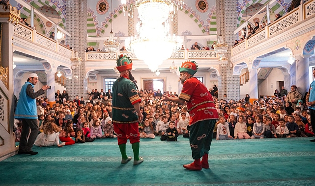 BÜYÜKŞEHİR RAMAZAN’I ÇOCUKLAR İÇİN ŞÖLENE ÇEVİRDİ