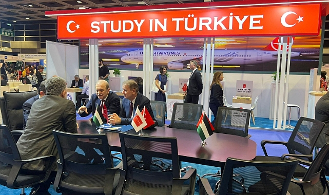 HONG KONG’TA KTÜ RÜZGÂRI!