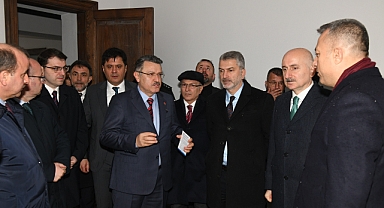 TRABZON’DAKİ TARİHİ OKUL BİNASI GENÇLİK KÜTÜPHANESİ'NE DÖNÜŞÜYOR