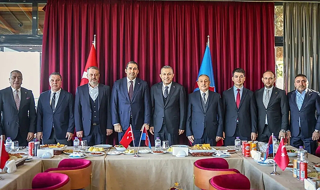 TRABZON VALİSİ ŞAHİN’DEN TRABZONSPOR YÖNETİMİNE ZİYARET