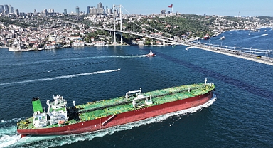 TÜRK BOĞAZLARINDA GEMİ TRAFİĞİ 2025’TE 84 BİNİ AŞTI