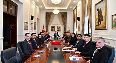 VALİ ŞAHİN, MÜLKİ İDARE AMİRLERİYLE TOPLANTI YAPTI