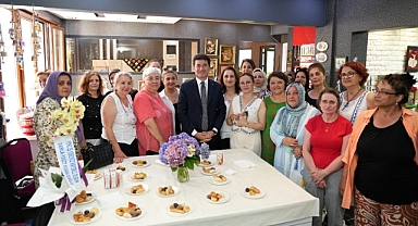 BAŞKAN KAYA, DÜNYA EMEKÇİ KADINLAR GÜNÜ’NÜ KUTLADI