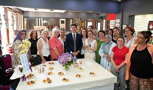 BAŞKAN KAYA, DÜNYA EMEKÇİ KADINLAR GÜNÜ’NÜ KUTLADI