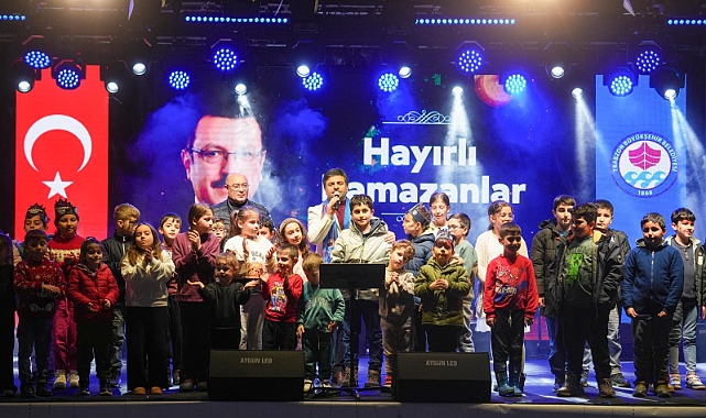 BÜYÜKŞEHİR'İN RAMAZAN ETKİNLİKLERİ KÜÇÜKLERİ DE BÜYÜKLERİ DE EĞLENDİRİYOR