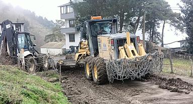 BÜYÜKŞEHİR YOLLARDA VE ALTYAPIDA DÖNÜŞÜM GERÇEKLEŞTİRİYOR