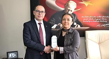 KTÜ FİZİK BÖLÜMÜ’NDE GÖREV DEVİR TESLİM TÖRENİ GERÇEKLEŞTİRİLDİ