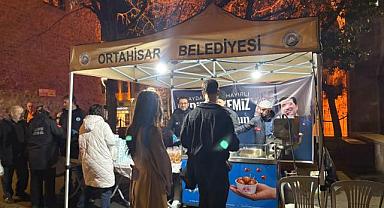 ORTAHİSAR BELEDİYESİ, İKRAM GELENEĞİNİ KADİR GECESİ’NDE DE SÜRDÜRDÜ