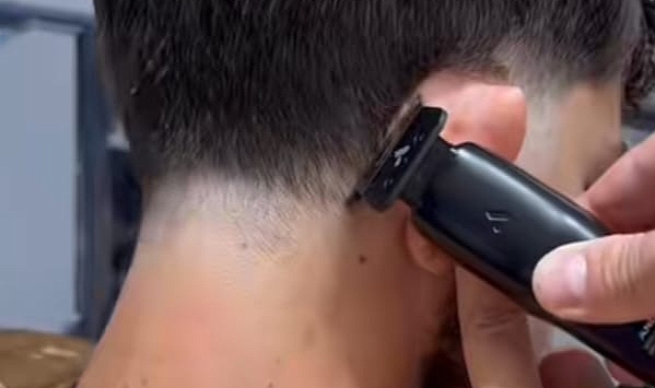 TRABZON’DA BERBER FİYATLARINA GÜNCELLEME: YENİ TARİFE YÜRÜRLÜĞE GİRDİ