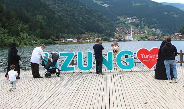 TRABZON TURİZMİNDE KÜRESEL GERİLİM ETKİSİ: İŞ DÜNYASI FARKLI GÖRÜŞLERDE BİRLEŞEMEDİ