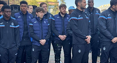 TRABZONSPORLU FUTBOLCULAR ORHAN KAYNAK’I SON YOLCULUĞUNDA YALNIZ BIRAKMADI