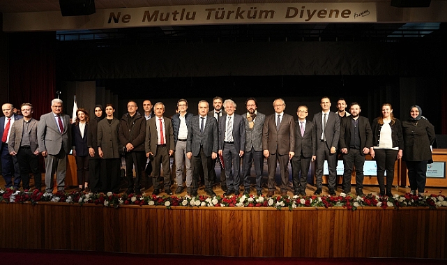 TRÜ’DE TIP BAYRAMI KUTLANDI