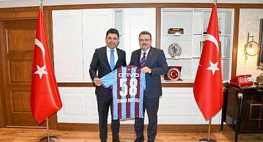 BAKAN YARDIMCISI BOYRAZ’DAN BÜYÜKŞEHİR’E ZİYARET