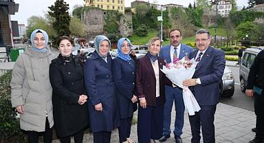 BAŞKAN GENÇ’TEN HİZMET-İŞ'E ZİYARET