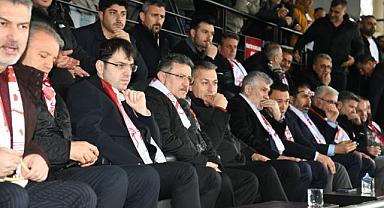 BAŞKAN GENÇ’TEN ŞAMPİYON SEBAT GENÇLİK’E TEBRİK