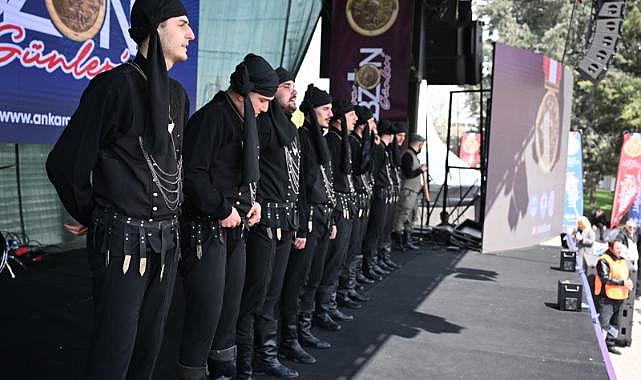 BAŞKENT’TE HORON FIRTINASI