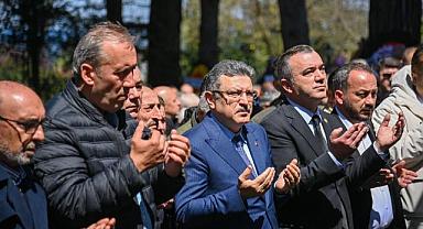 BEŞİKDÜZÜ’NDE ACI GÜN! YAVUZ AYDIN’IN YEĞENİ TOPRAĞA VERİLDİ