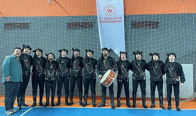 BÜYÜKŞEHİR HALK OYUNLARINDA ÇİFTE ŞAMPİYON