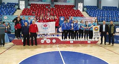 BÜYÜKŞEHİR MASA TENİSİNDE 1. LİG’E YÜKSELDİ