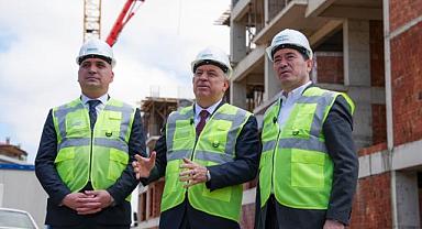 CHP GENEL BAŞKAN YARDIMCISI GÖKAN ZEYBEK’TEN BAŞKAN KAYA’YA ‘ÇAĞLAYAN’ TEŞEKKÜRÜ