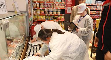 “FARKLI BİREYLERİN FARKINDAYIZ: ÖZEL ELLER SAHADA”