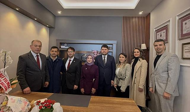 TRABZONLU GENÇ AVUKATLAR AKÇAABAT’TA HUKUK BÜROSUNU AÇTI