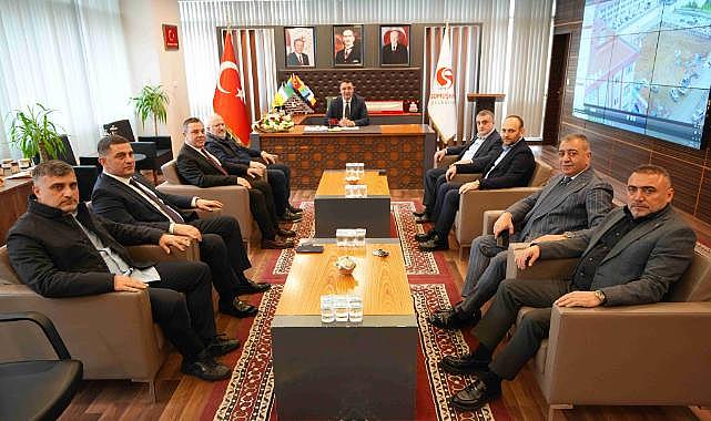 TRABZONSPOR YÖNETİMİNDEN BAŞKAN BAŞER’E ZİYARET