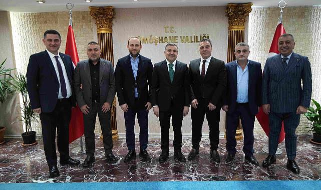 TRABZONSPOR YÖNETİMİNDEN GÜMÜŞHANE VALİSİ ATAY’A ZİYARET