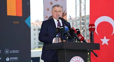 BAKAN BAK: