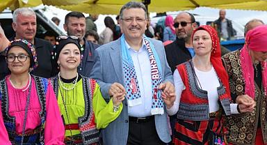 BAŞKAN GENÇ’TEN ŞENLİKTE YOL MÜJDESİ