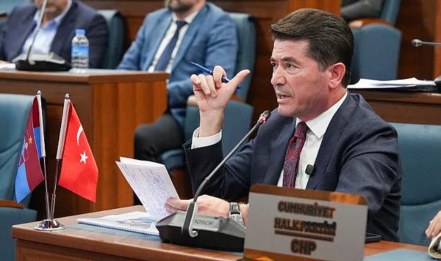 BAŞKAN KAYA’DAN İHALE VE REŞADİYE VİYADÜĞÜ ELEŞTİRİSİ